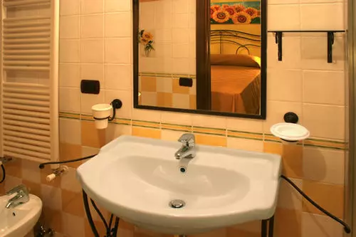 هتل Agriturismo Poggio Agli Ulivi