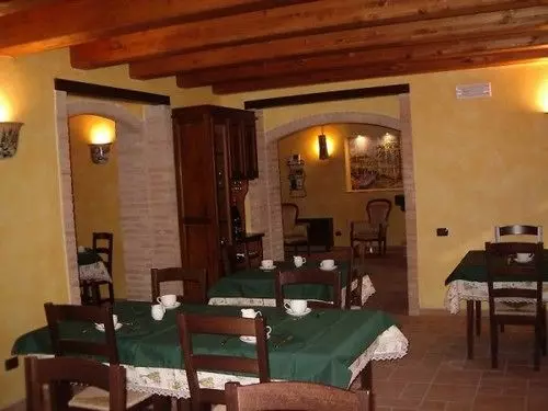 هتل Agriturismo Poggio Agli Ulivi