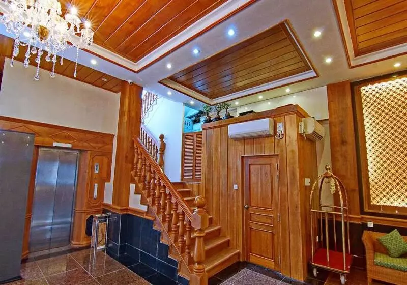 هتل Royal Pearl