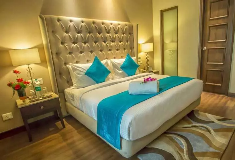 호텔 Sarovar Portico Jalandhar