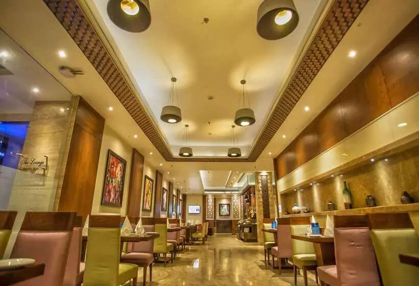 호텔 Sarovar Portico Jalandhar