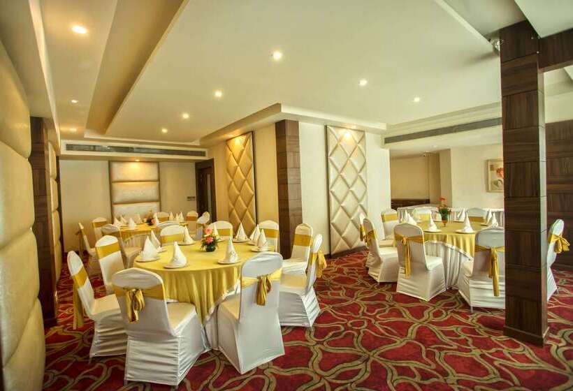 هتل Sarovar Portico Jalandhar