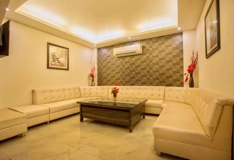 호텔 Sarovar Portico Jalandhar