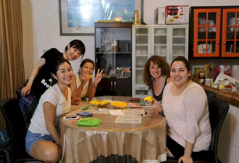 Pensjonat Dee Guesthouse