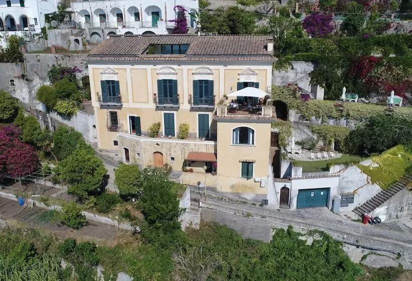 펜션 Palazzo Suriano Heritage