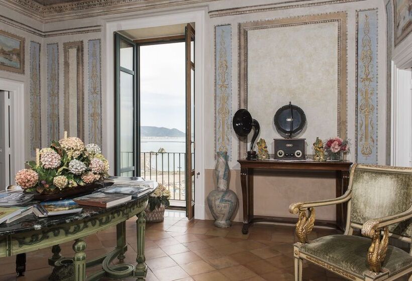 פנסיון Palazzo Suriano Heritage