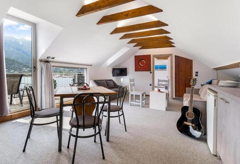 فندق Chakalaka Resort