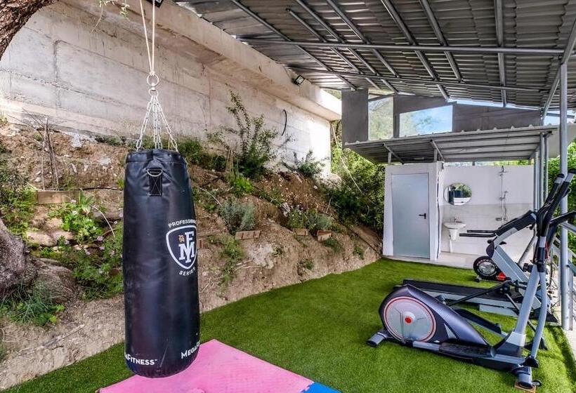 فندق Chakalaka Resort