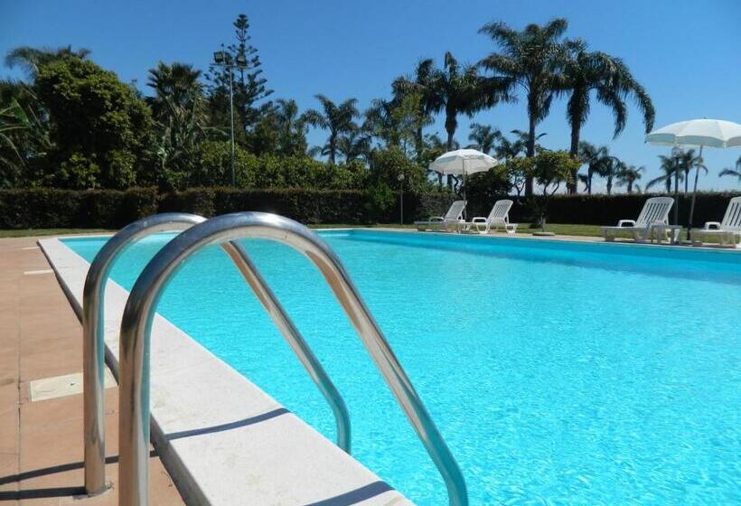 Отель Agriturismo La Grevillea