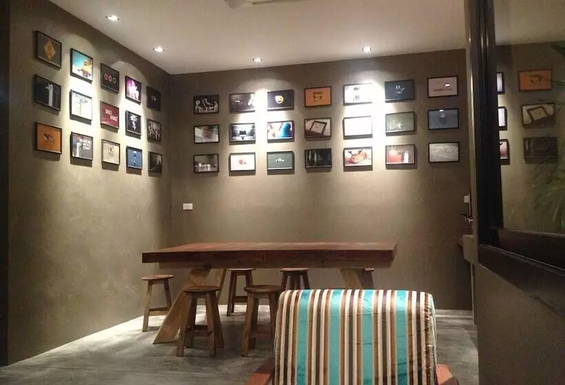 Общежитие Dfeel House