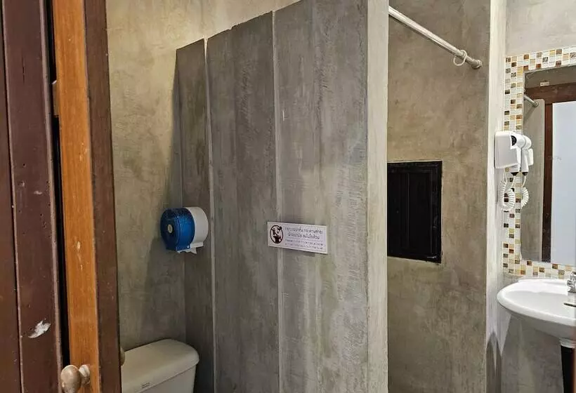 Общежитие Dfeel House