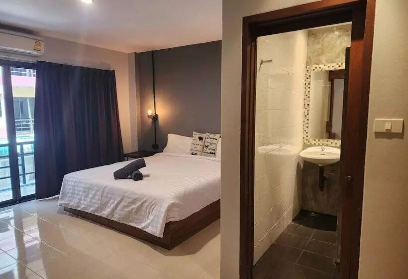 Общежитие Dfeel House