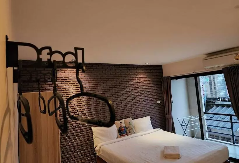 Общежитие Dfeel House