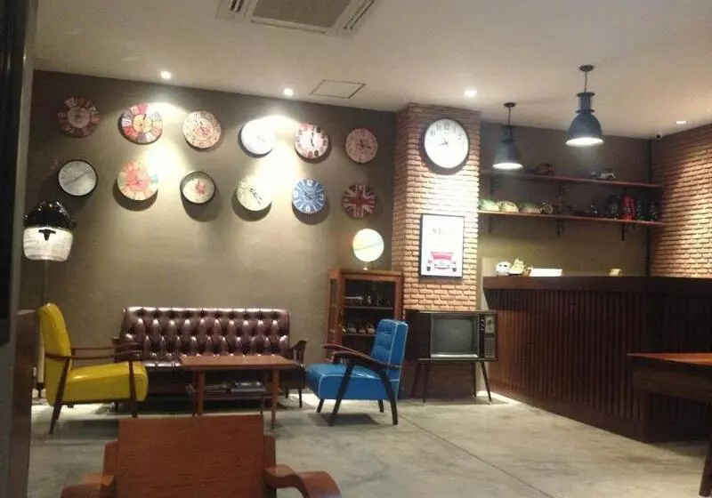 Общежитие Dfeel House