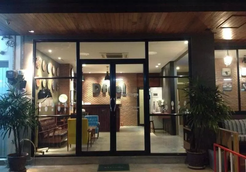 Общежитие Dfeel House