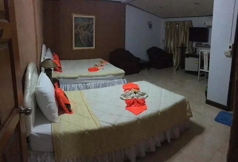 Baandin Resort And Restaurant