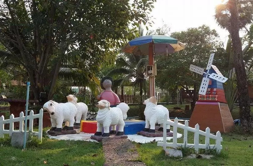 Baandin Resort And Restaurant