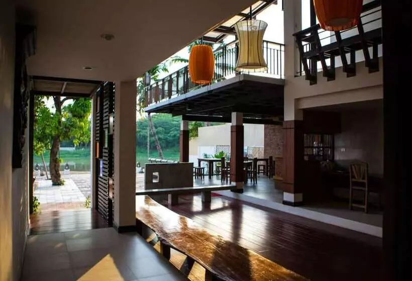 هتل Baan Ing Ping