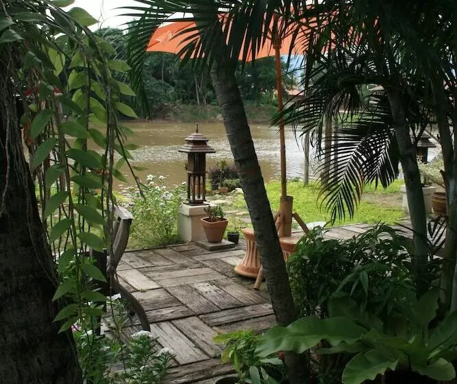 هتل Baan Ing Ping