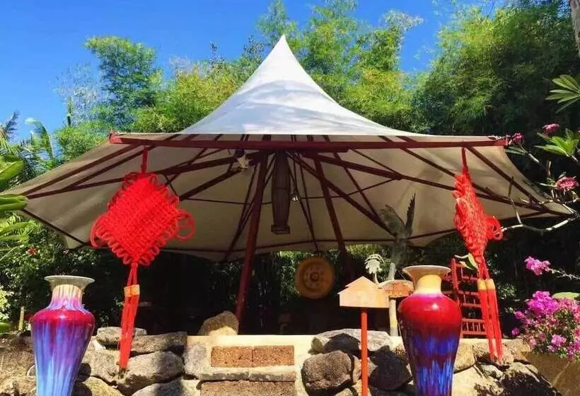 בית מלון כפרי Coco Palace Resort