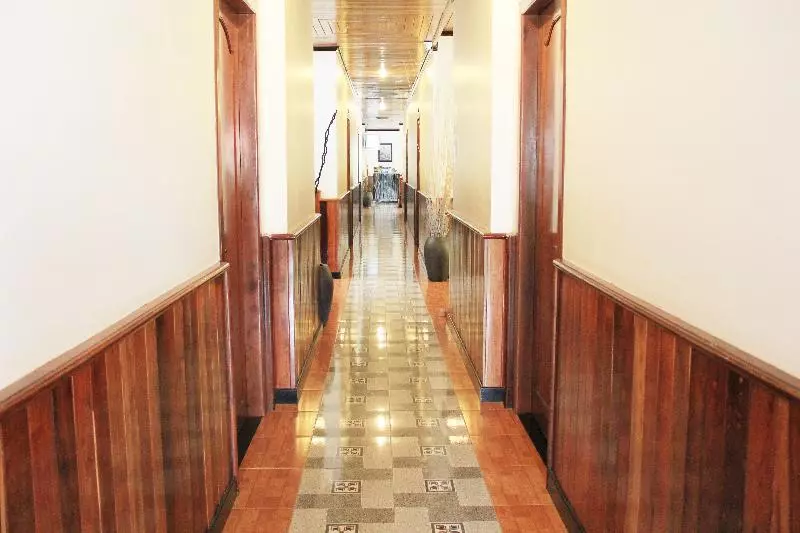 هتل Golden Orchid Angkor