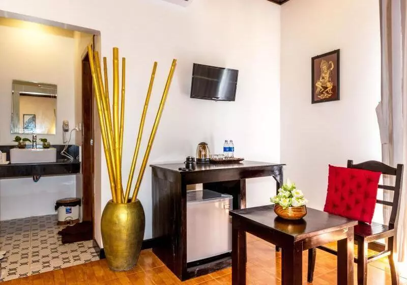 هتل Golden Orchid Angkor