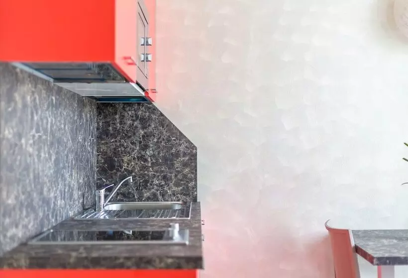 ホテル Italia Dormelletto