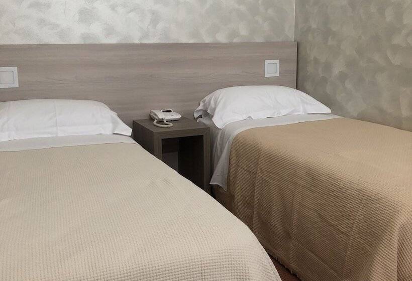 酒店 Italia Dormelletto