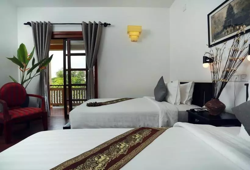 هتل Kiri Residence