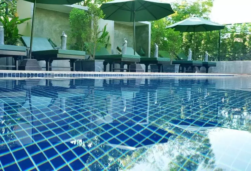 هتل Kiri Residence