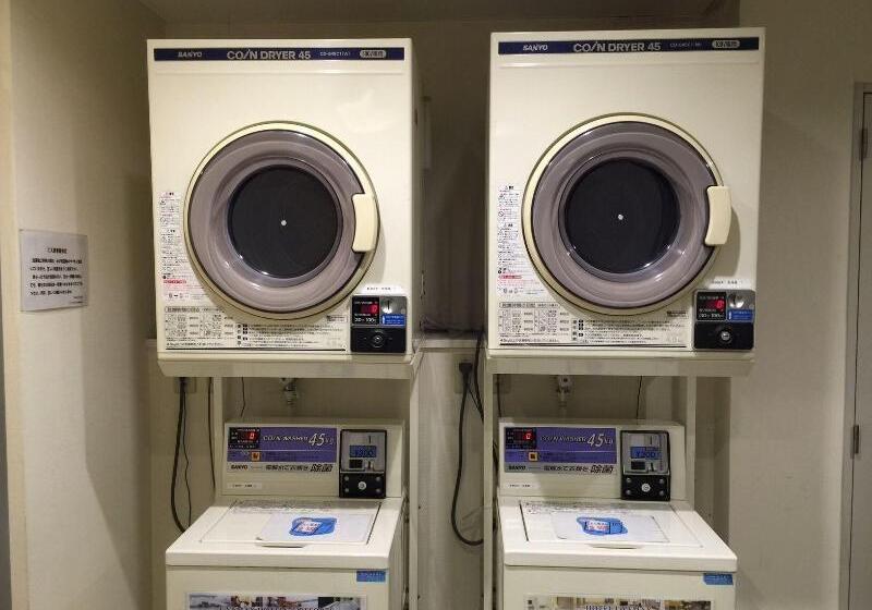 בית מלון כפרי Livemax Budget Chibamihama