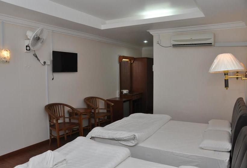 Отель New Cocohut Chalet