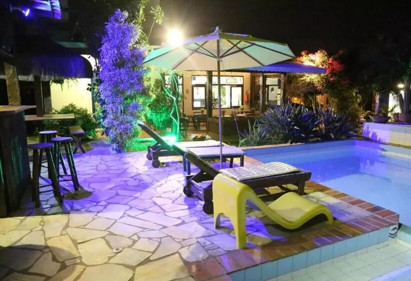 בית מלון כפרי Pousada Solar Dos Corais