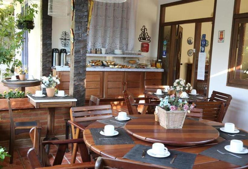 ホテル Pousada Solar Dos Corais