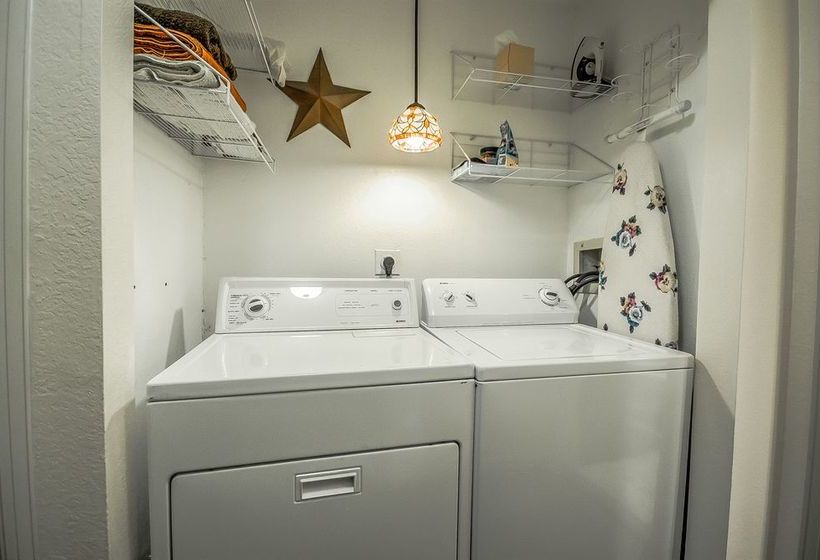 ホテル Shadow Run C203