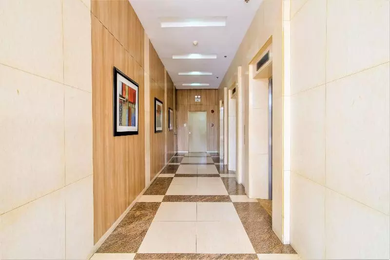 Hotel Sunshine City Suites