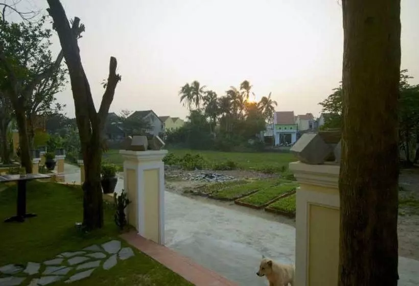 پانسیون Tea Garden Villa