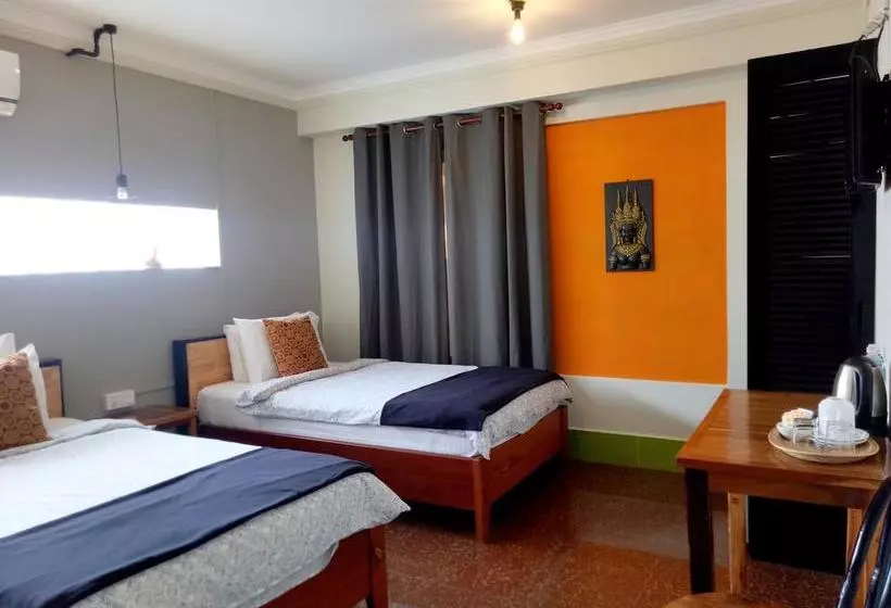 بنسيون The Cashew Nut Guesthouse