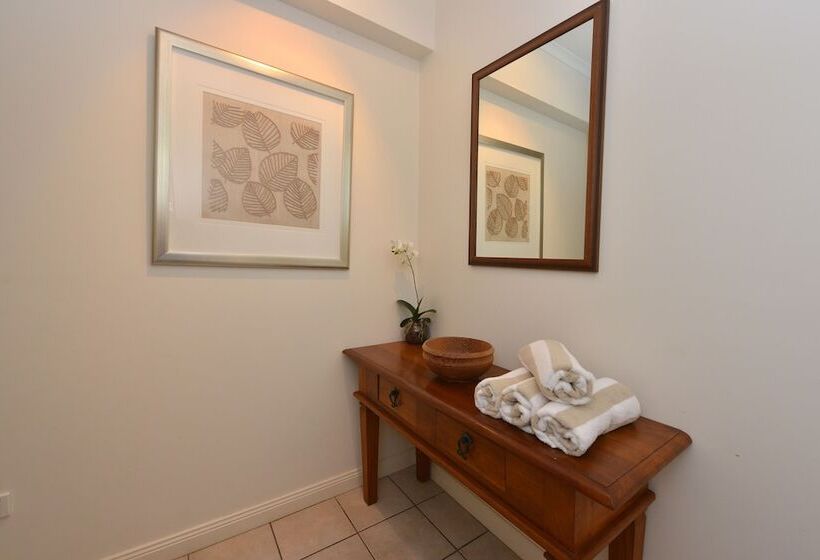 Seascape Holidays Beaches