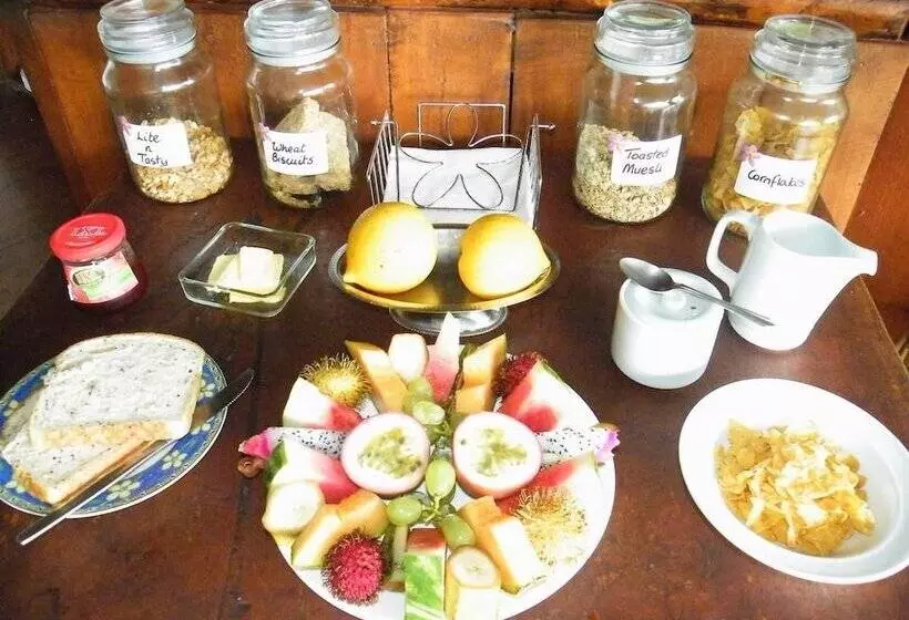 The Epiphyte Bed & Breakfast