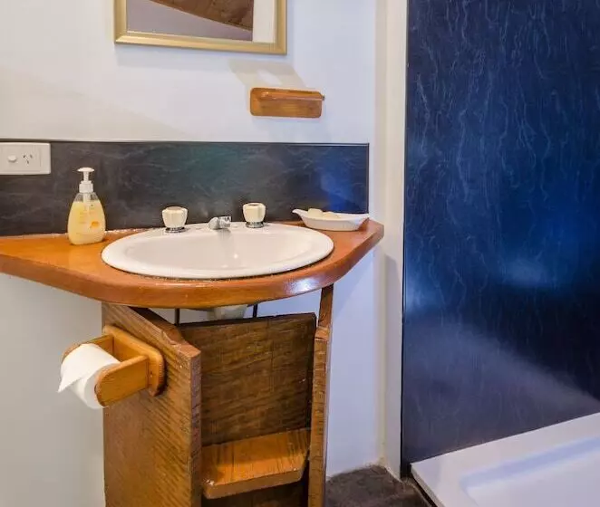 The Epiphyte Bed & Breakfast