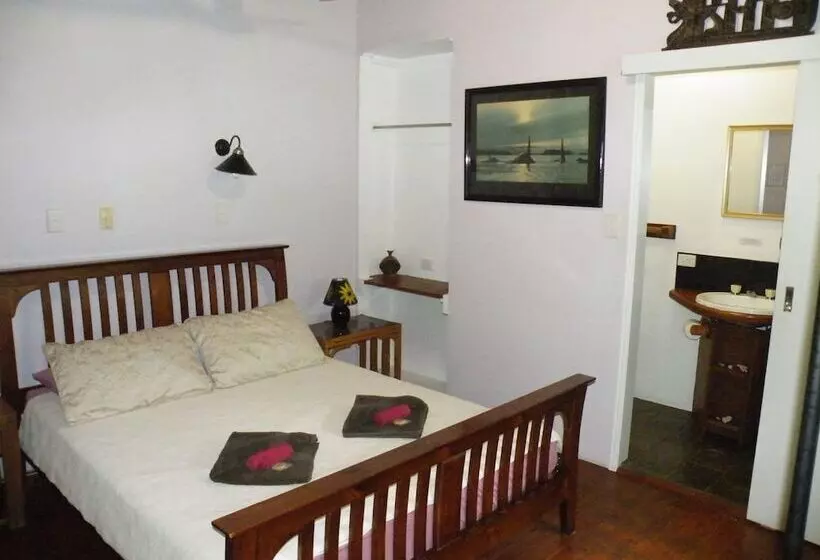 The Epiphyte Bed & Breakfast