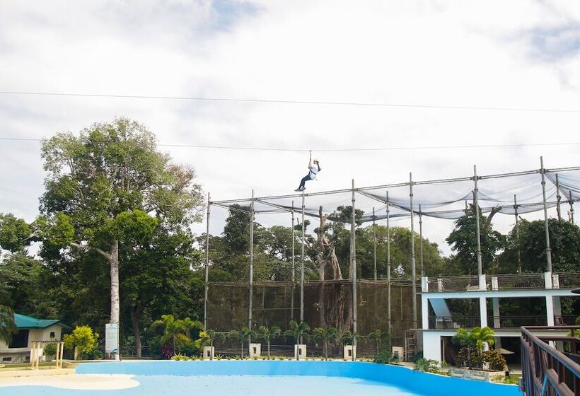 Forest Crest Nature Hotel And Resort Powered By Aston