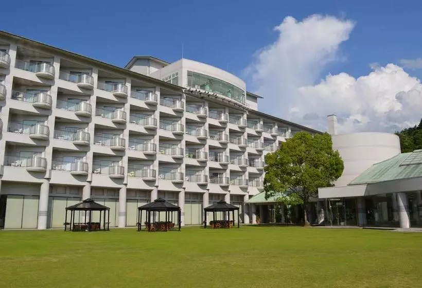 בית מלון כפרי Aoyama Garden Resort Rosa Blanca