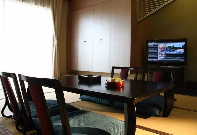 בית מלון כפרי Aoyama Garden Resort Rosa Blanca