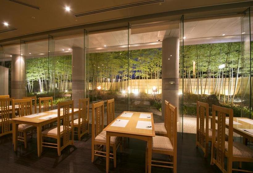 בית מלון כפרי Aoyama Garden Resort Rosa Blanca