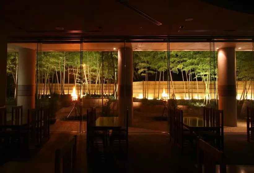 בית מלון כפרי Aoyama Garden Resort Rosa Blanca