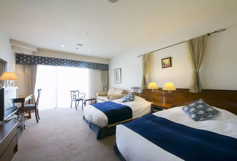 בית מלון כפרי Aoyama Garden Resort Rosa Blanca