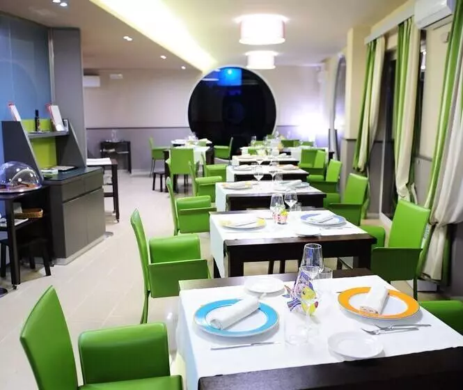 Отель Chez Le Sourire