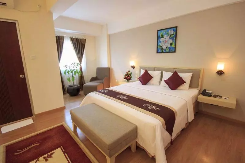 Hotel Gunawangsa Manyar